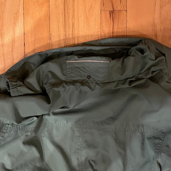 Patagonia Women small Windbreaker - Picture 8 of 8